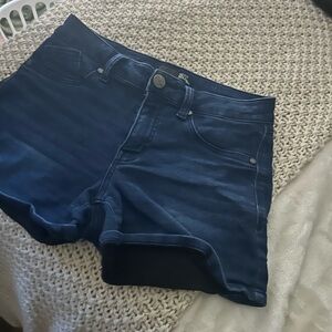 1822 DENIM Shorts